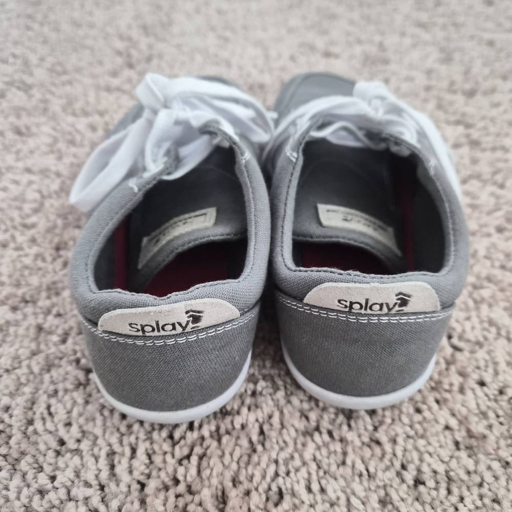 Splay Barefoot Grey Sneakers - Picture 4 of 5